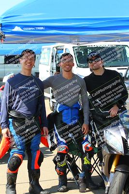 media/Sep-20-2025-TrackDaz (Sat) [[27f0cde673]]/Around the Pits/